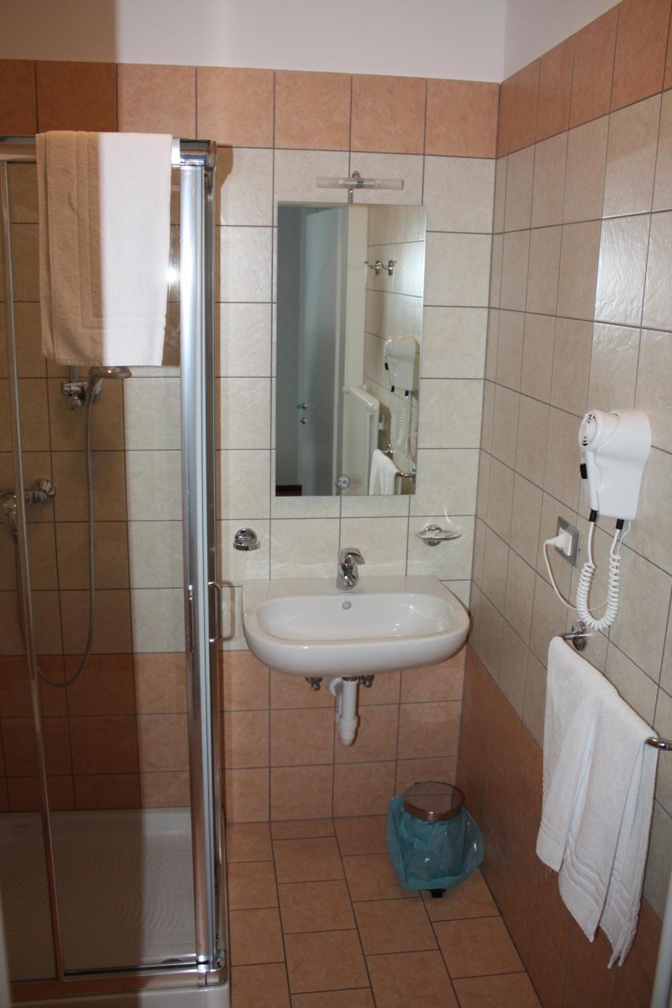 Garni Villa Waiz Roncegno Quarto foto