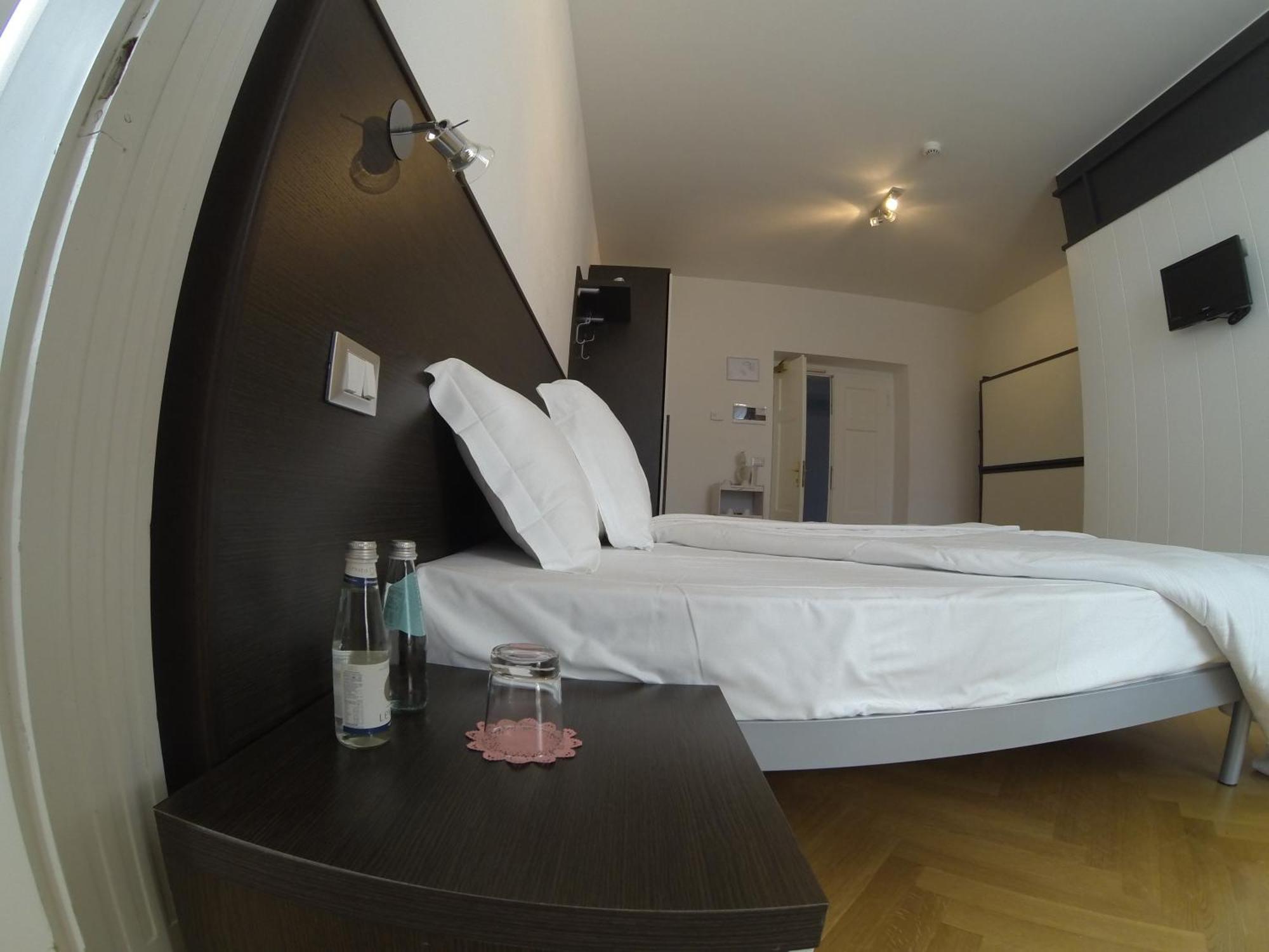Garni Villa Waiz Roncegno Quarto foto